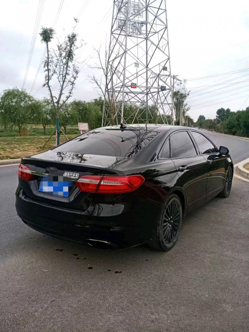 东营18年福特金牛座6