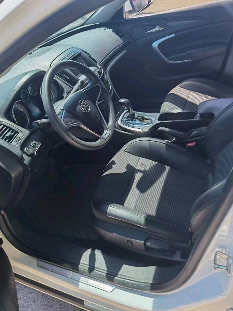 东营16年别克君威6