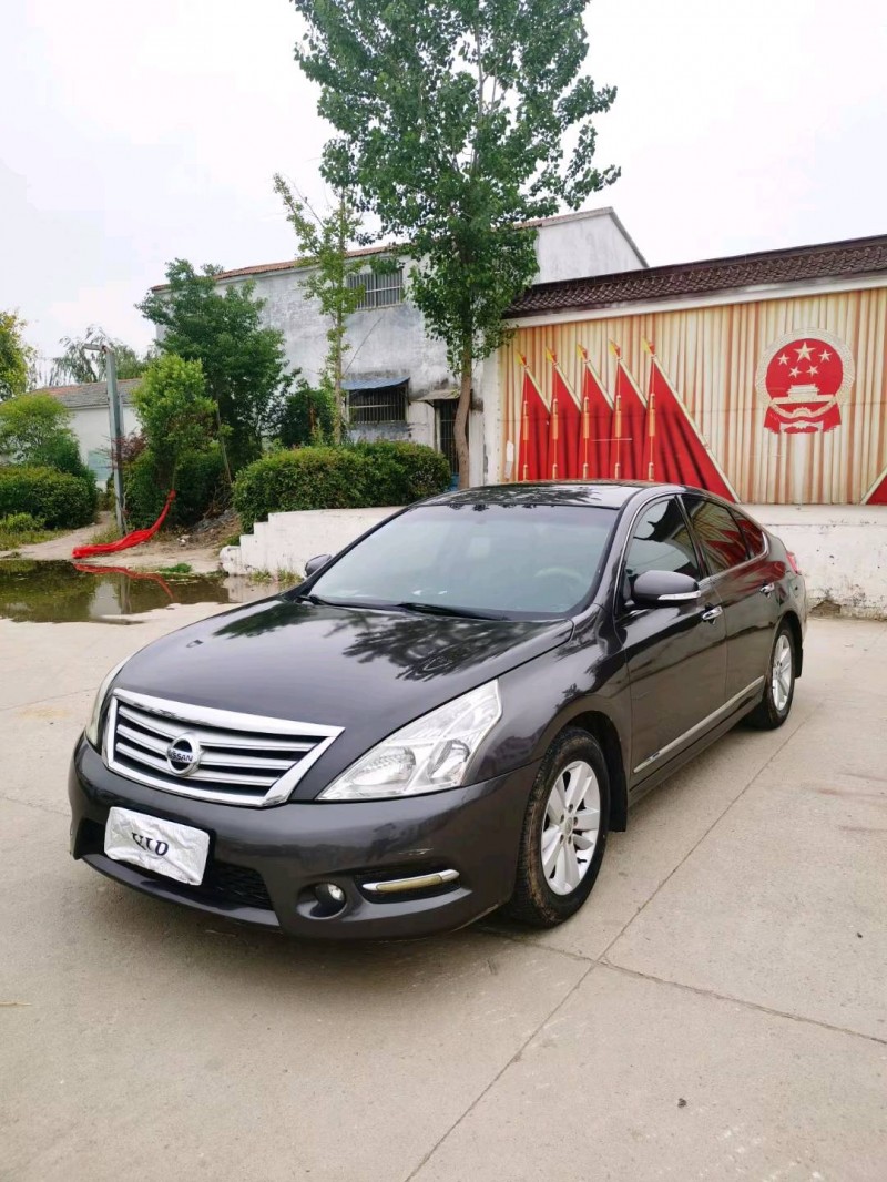 徐州12年日产天籁7