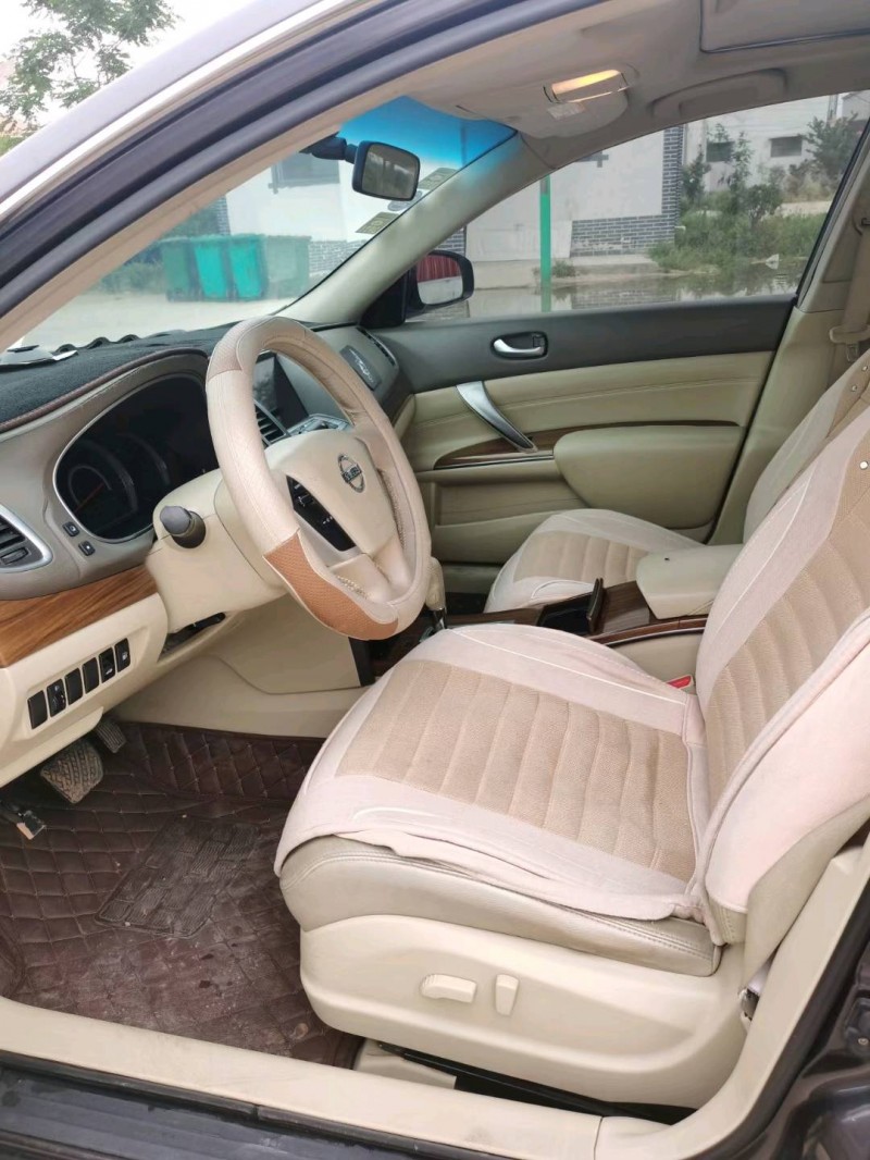 徐州12年日产天籁4