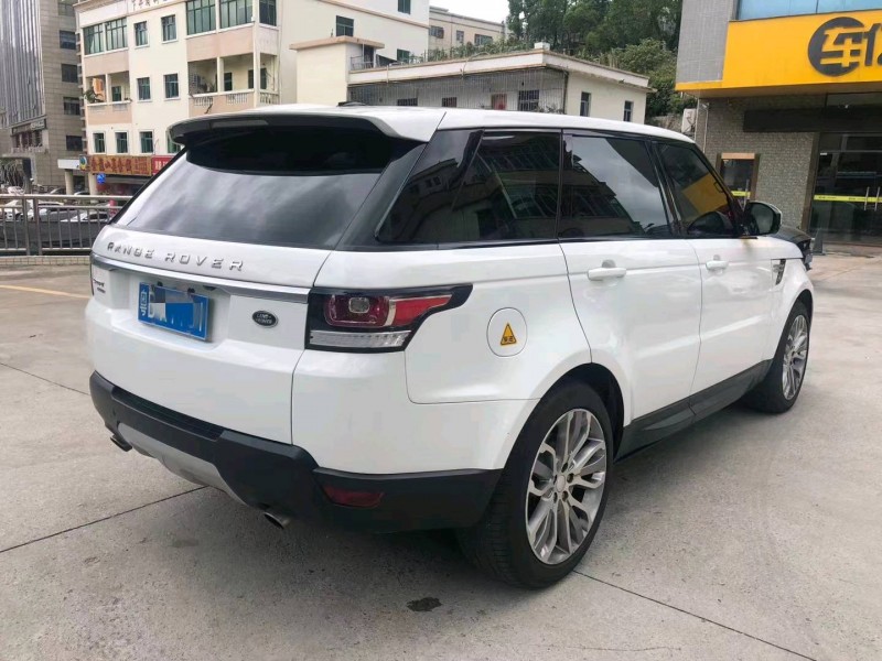 广州14年路虎揽胜运动7