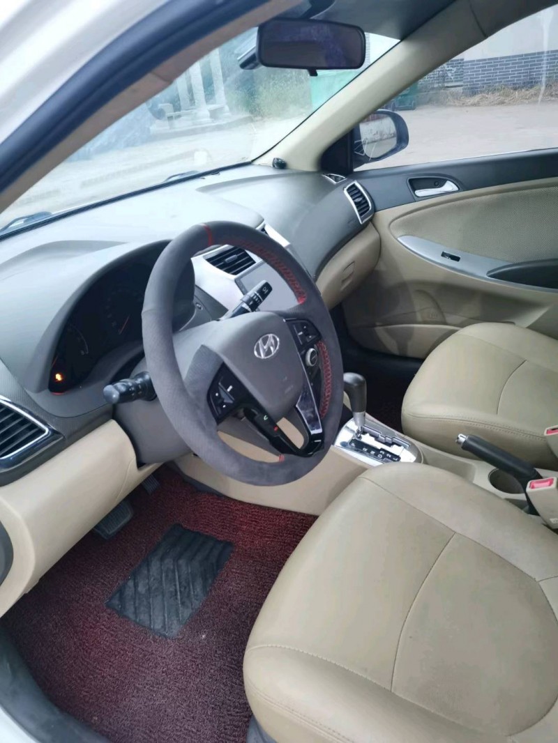 徐州14年现代瑞纳6