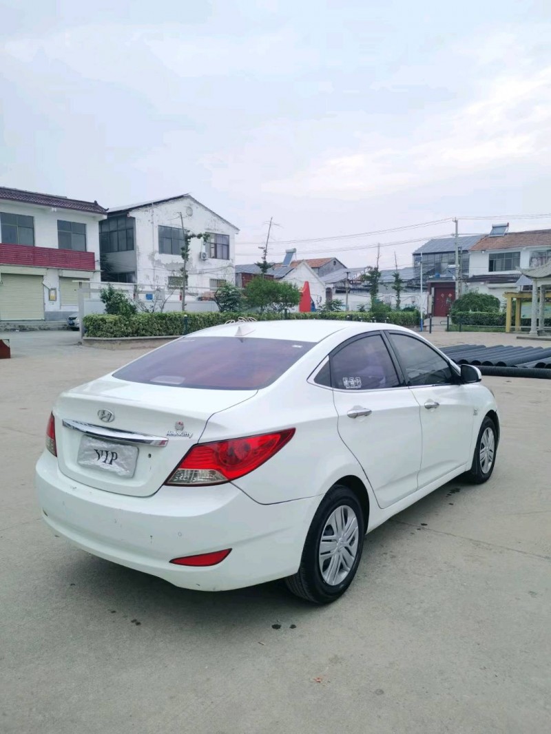 徐州14年现代瑞纳7