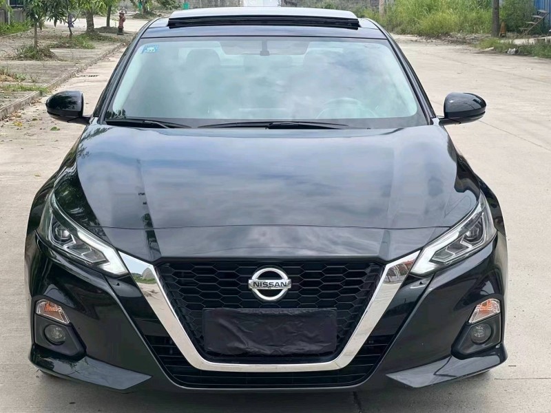 北京20年日产天籁1