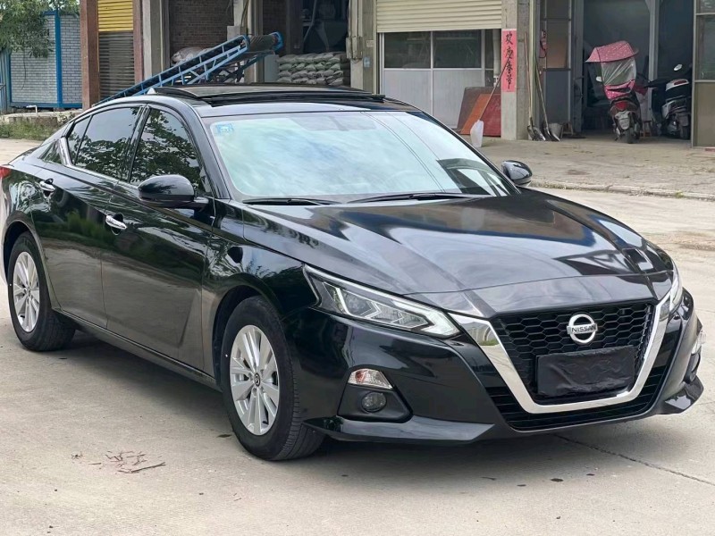 北京20年日产天籁2