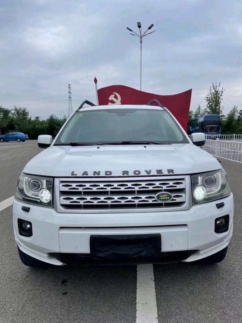 青岛13年路虎神行者8