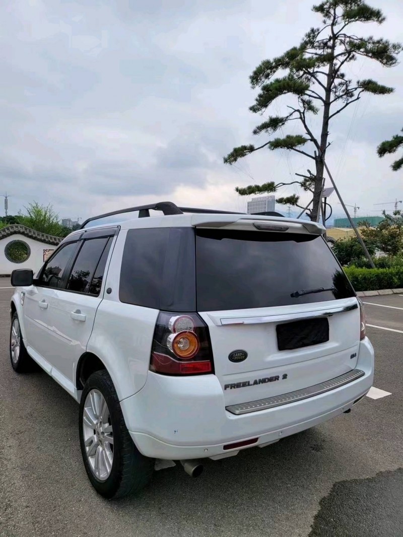 青岛13年路虎神行者2