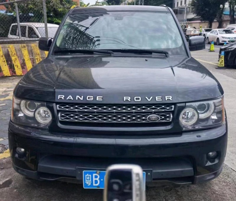 广州13年路虎揽胜运动9