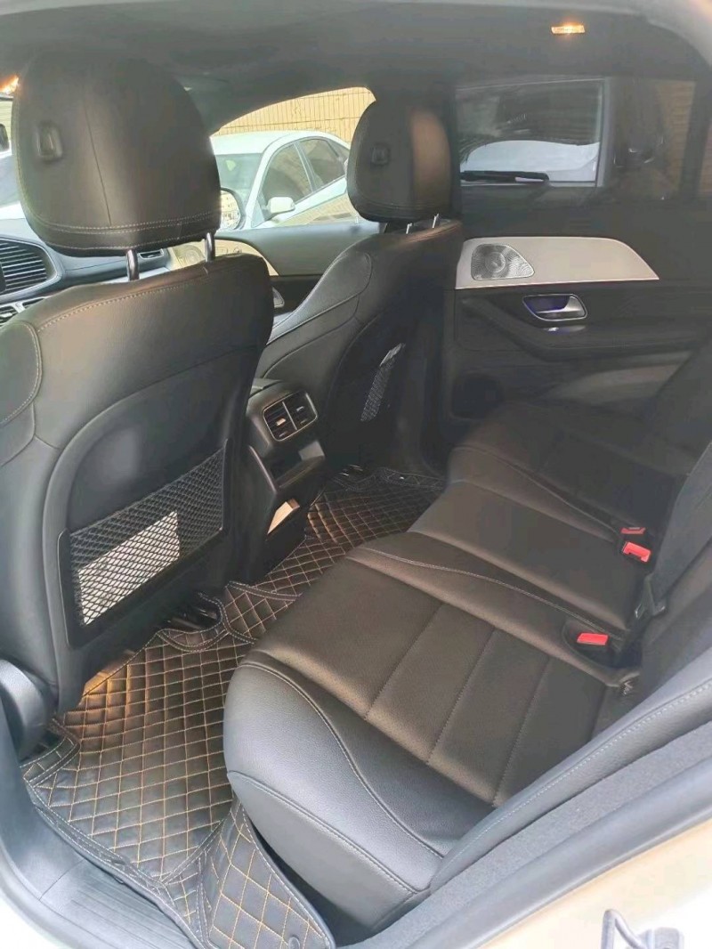 广州22年奔驰GLE8