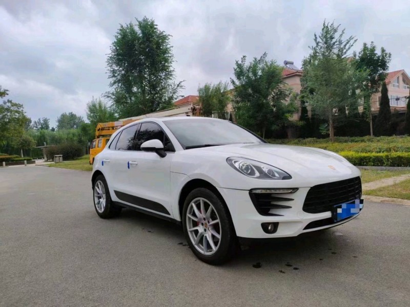 北京14年保時捷Macan6