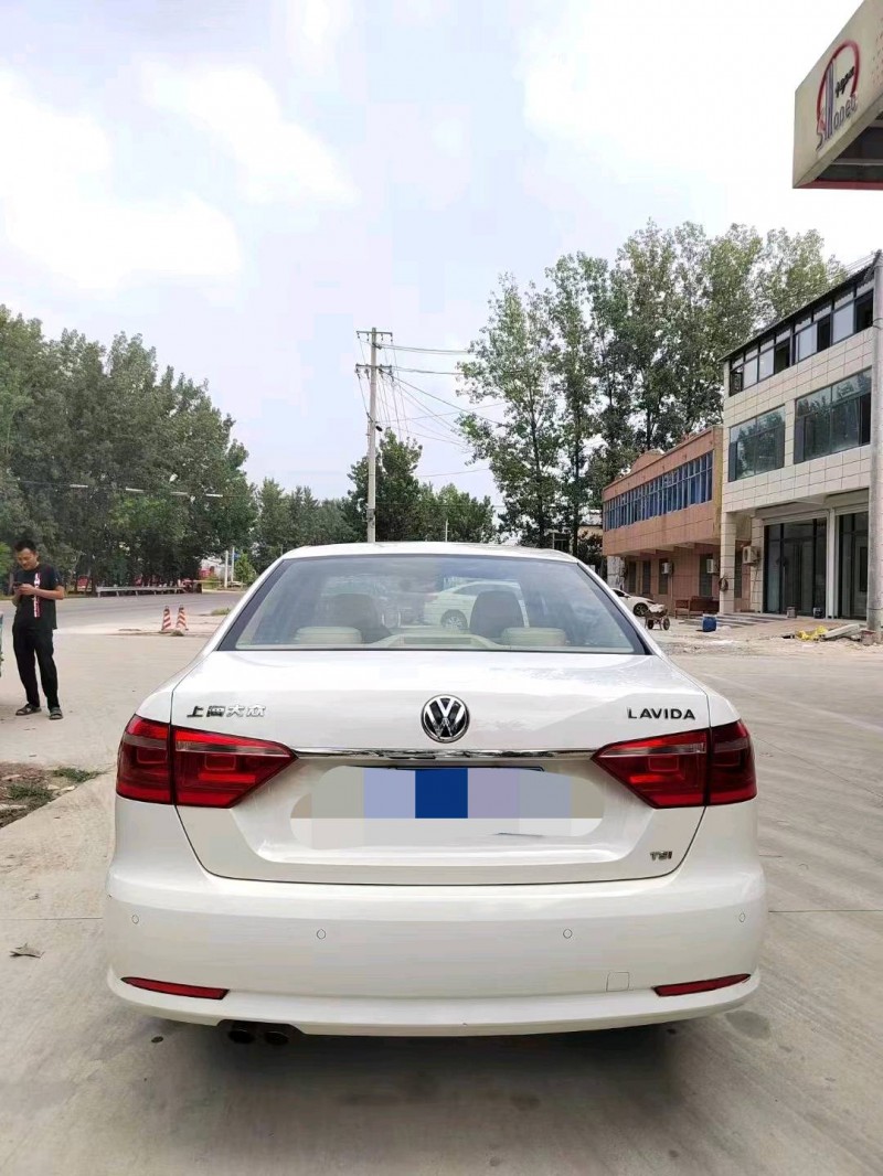 北京13年大众朗逸3