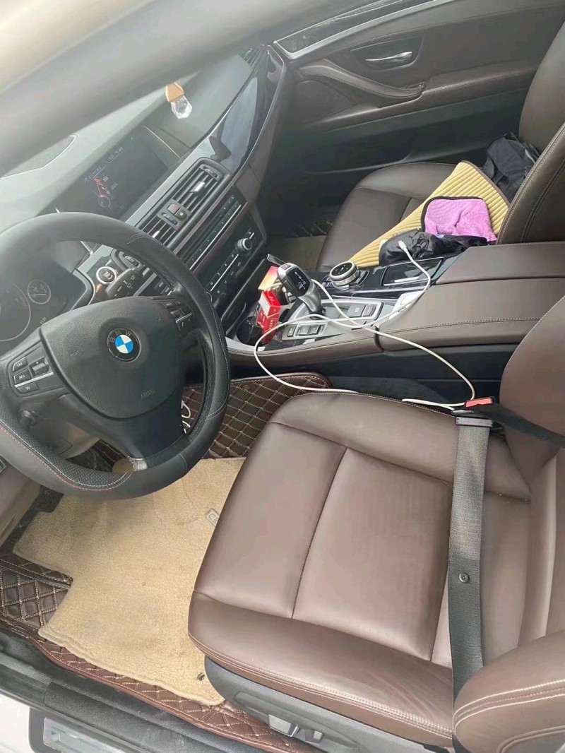 北京17年宝马5系5