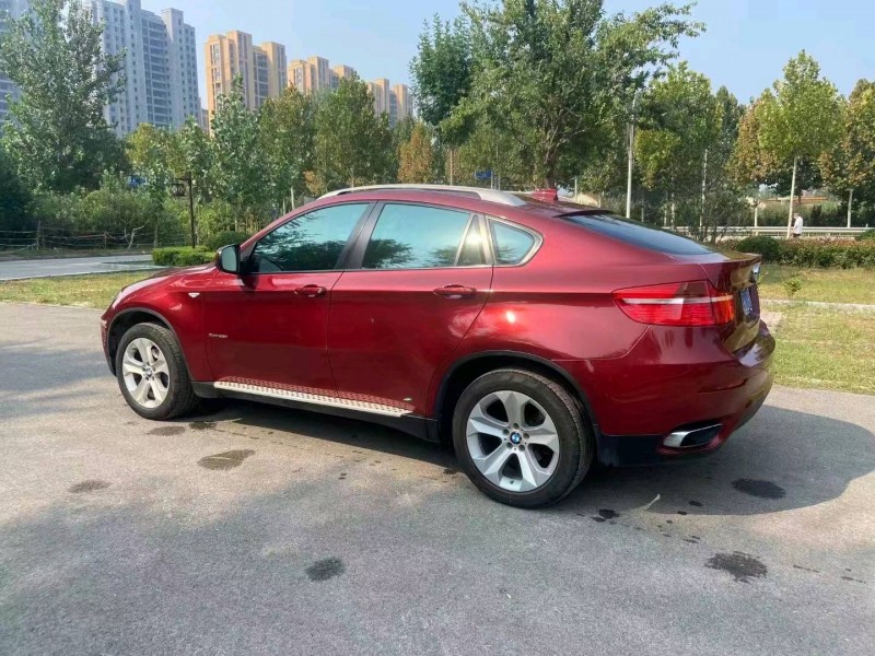 北京11年宝马X68