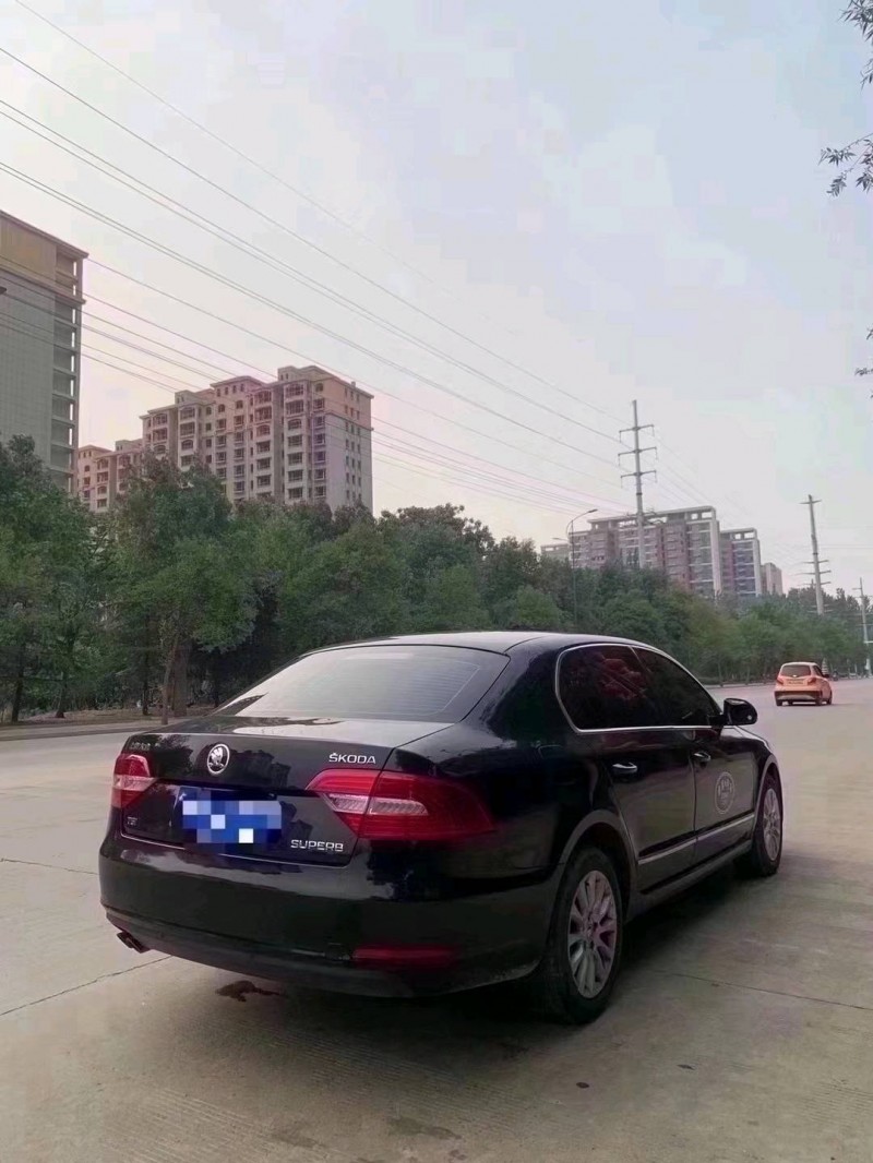 北京17年斯柯达速派8