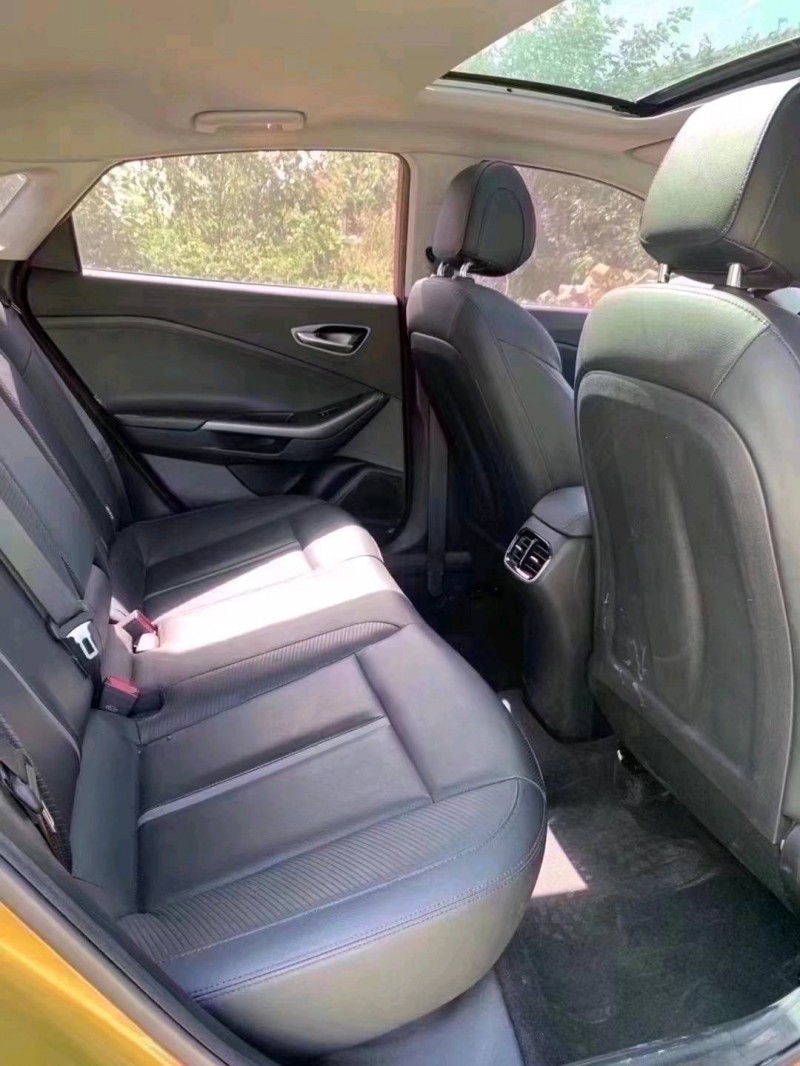 北京18年现代菲斯塔3