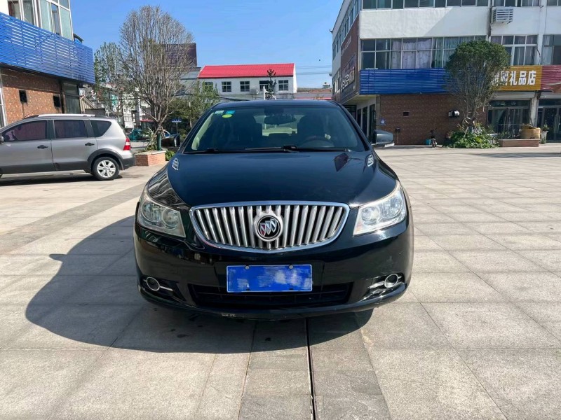 徐州13年别克君越9