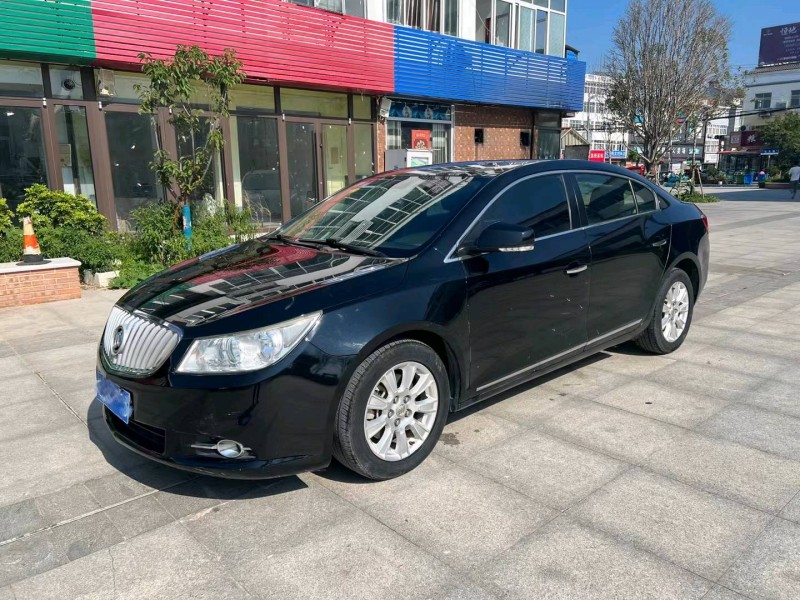 徐州13年别克君越7