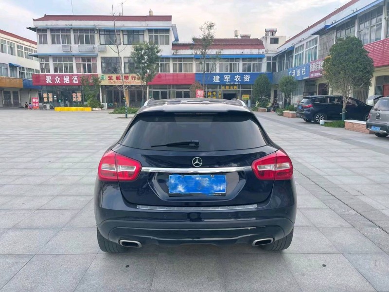 徐州16年奔驰GLA9