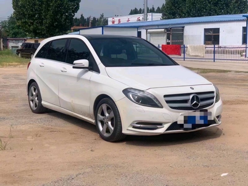 北京14年奔驰B2