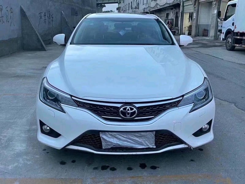 北京15年丰田锐志1