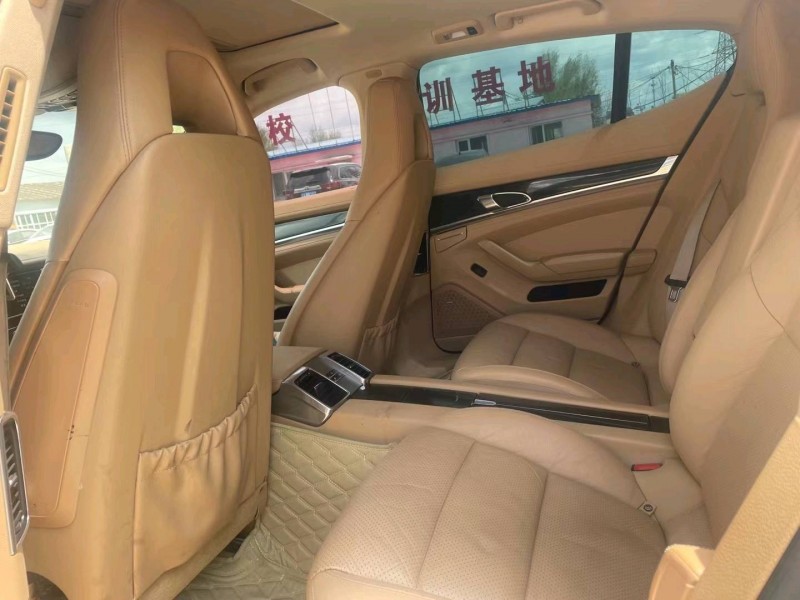沈陽12年保時捷帕拉梅拉7