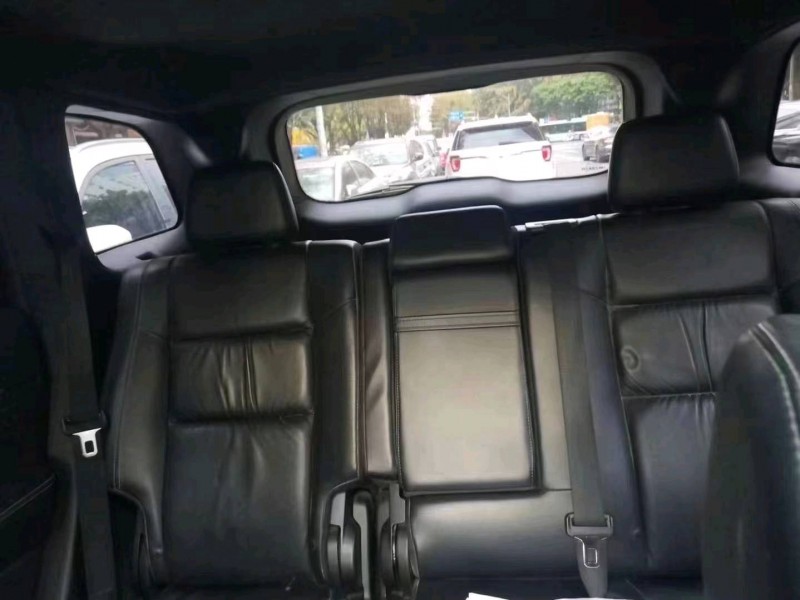 重庆16年Jeep大切诺基4