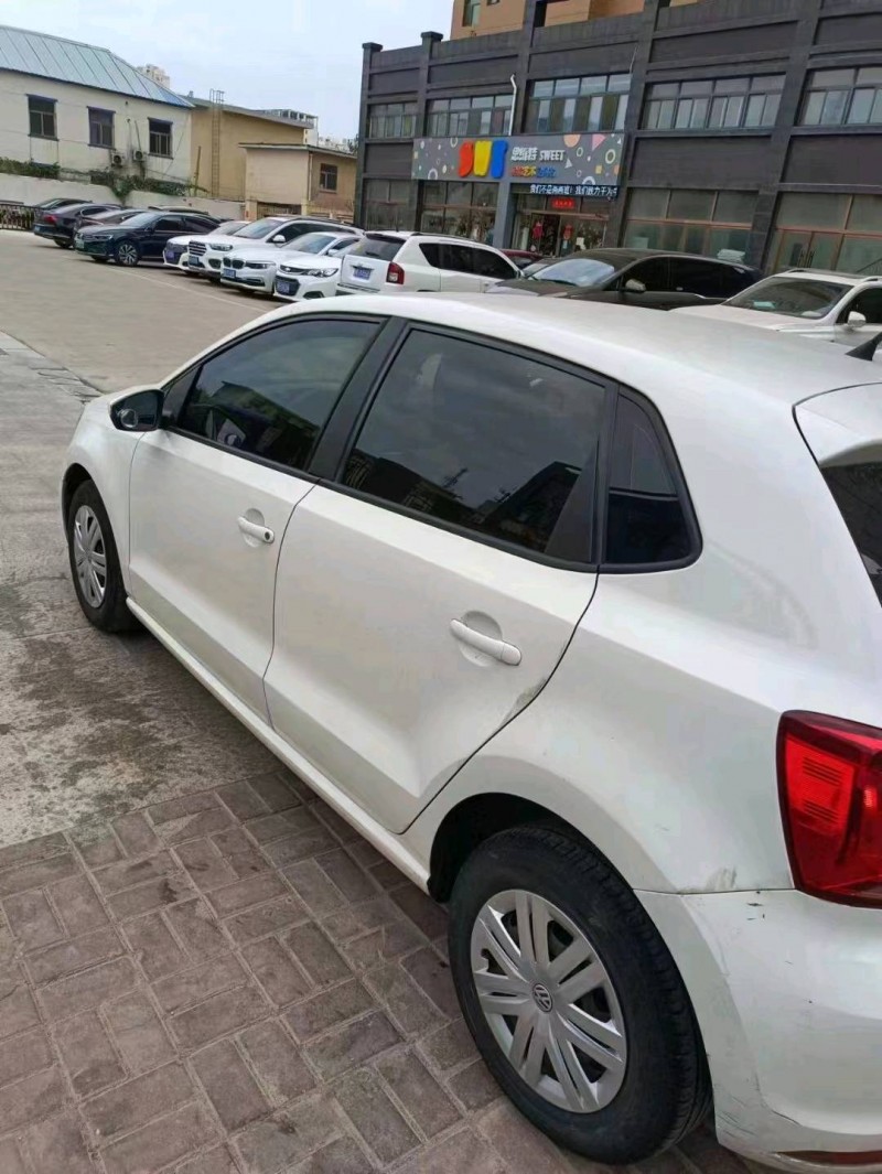 北京19年大众polo5