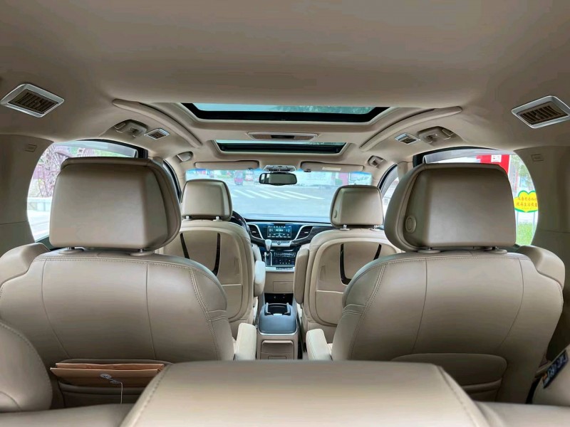 东营16年别克GL88