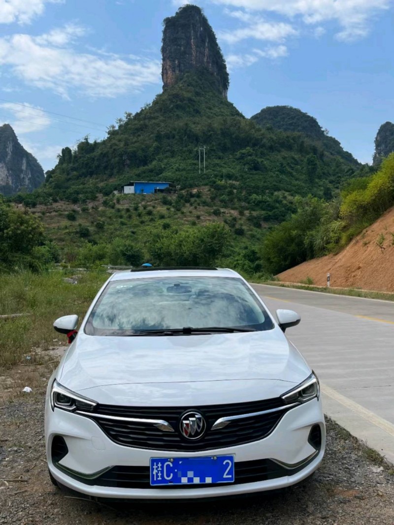 广州20年别克威朗1