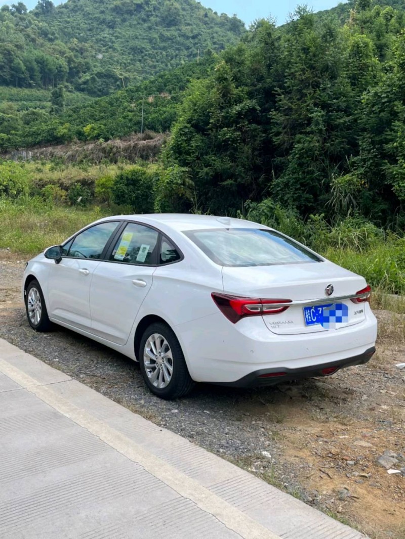 广州20年别克威朗8