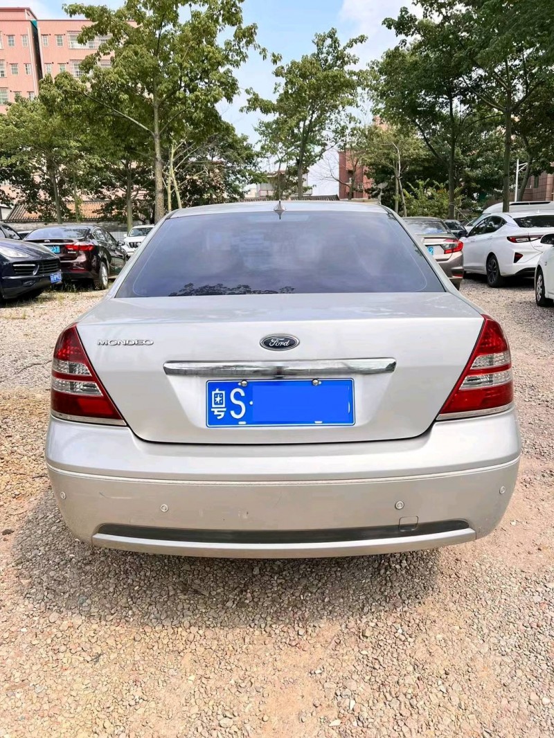 广州04年福特蒙迪欧9