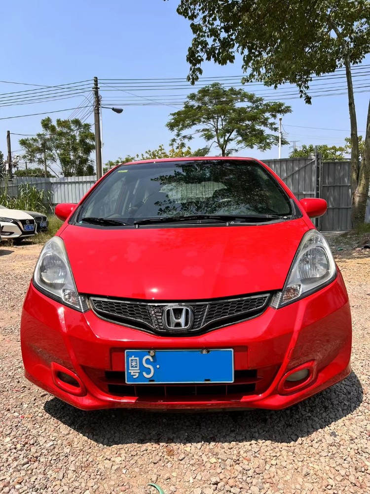 广州12年本田飞度8