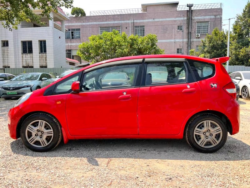 广州12年本田飞度2