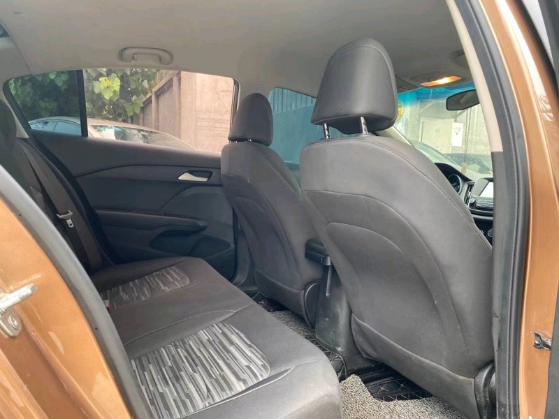 保定17年雪佛兰科沃兹5