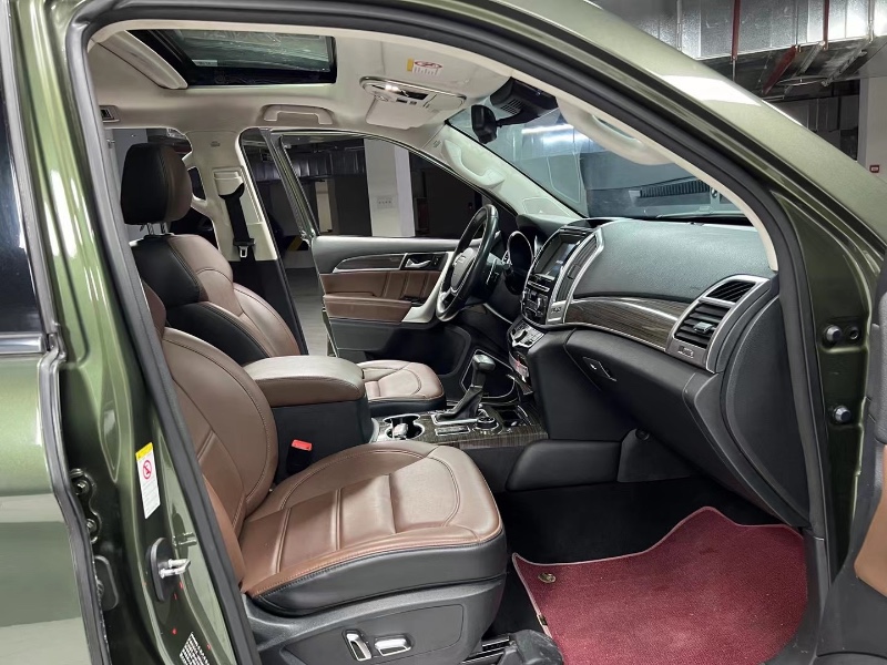 成都17年哈弗H98