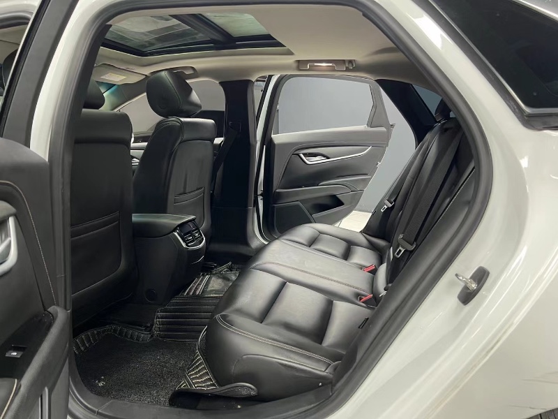 成都18年凯迪拉克XTS4