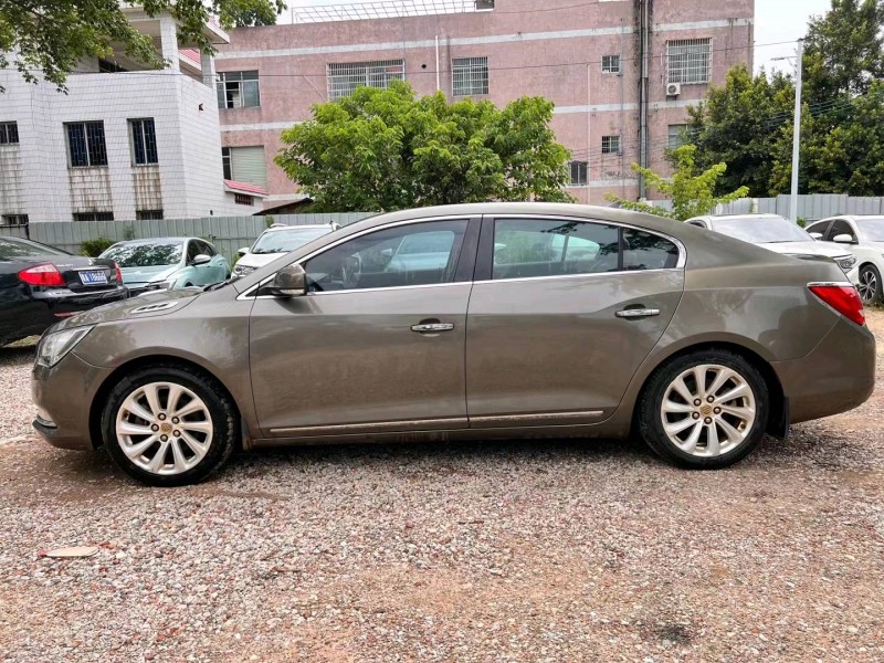 广州14年别克君越8