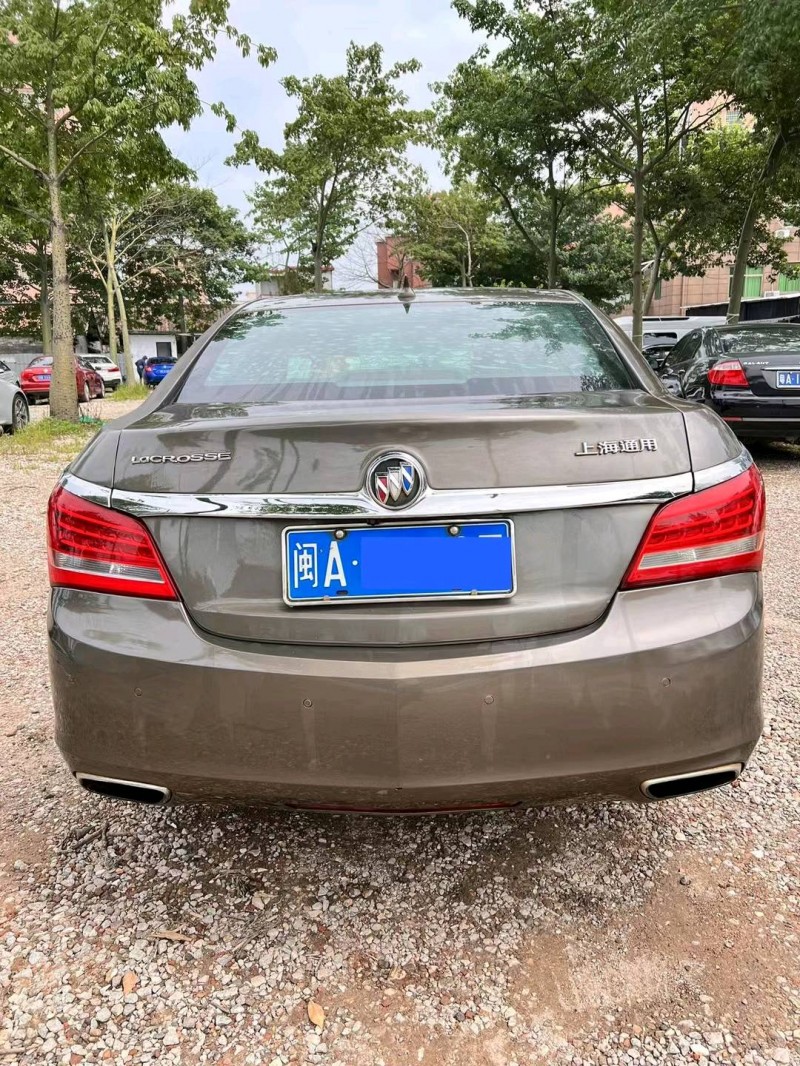 广州14年别克君越9