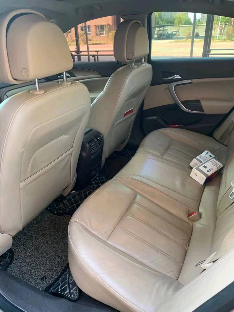 烟台13年别克君威8