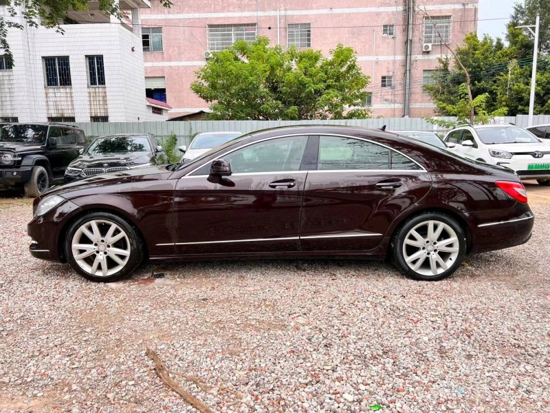 广州13年奔驰CLS8