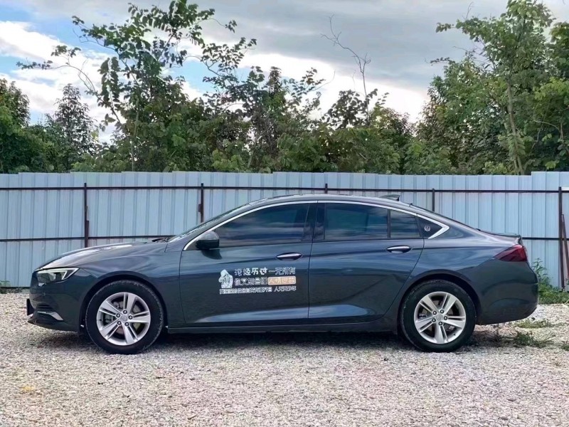 广州20年别克君威7