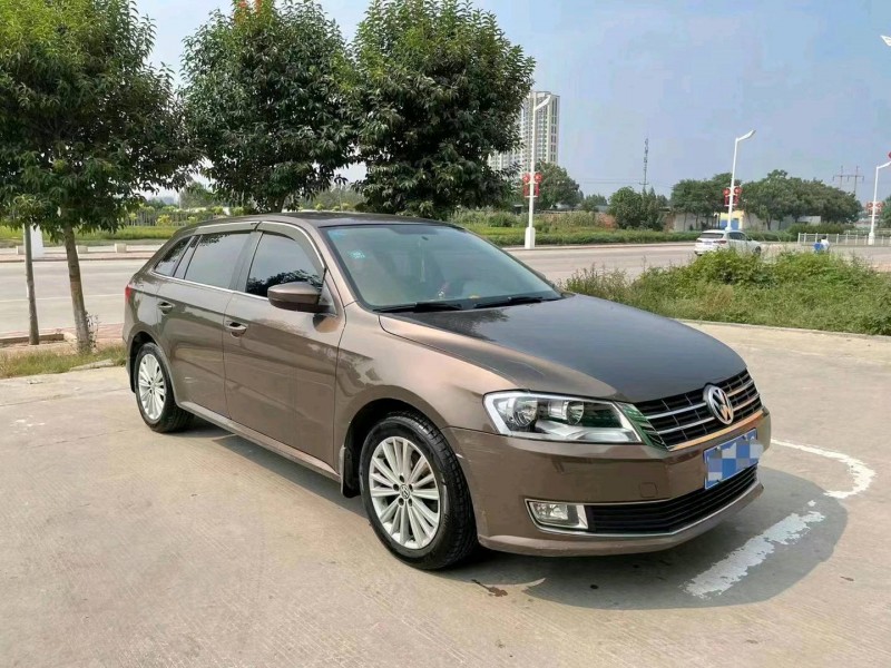 东营16年大众朗行4
