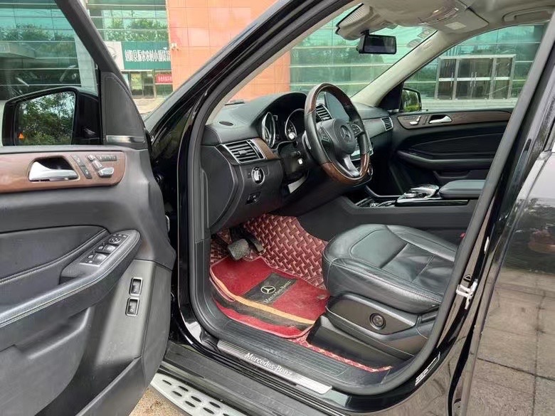 盐城19年奔驰GLS4