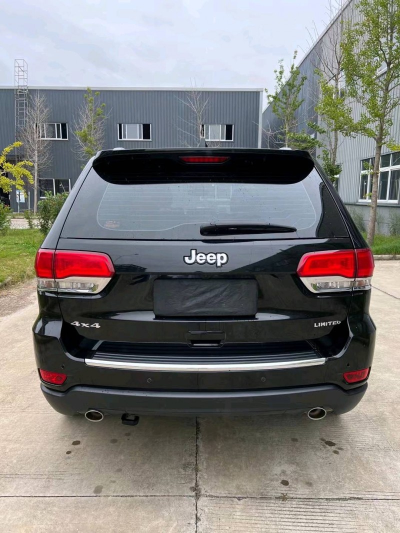 徐州19年Jeep大切諾基9