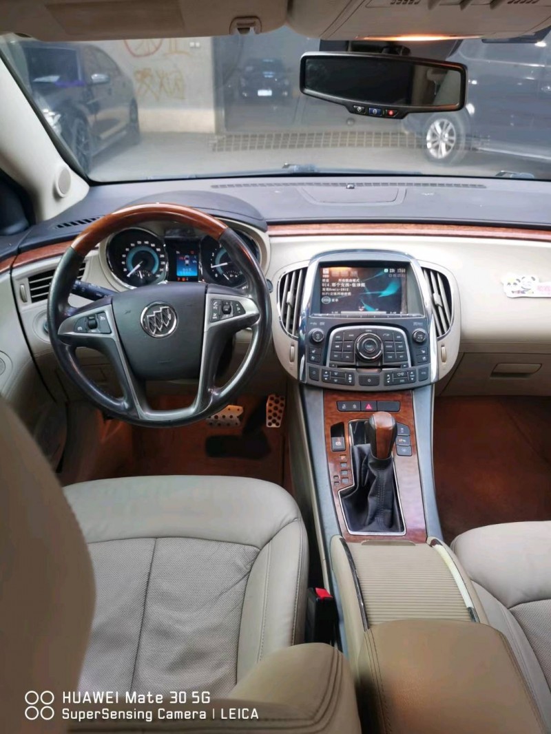 保定11年别克君越4