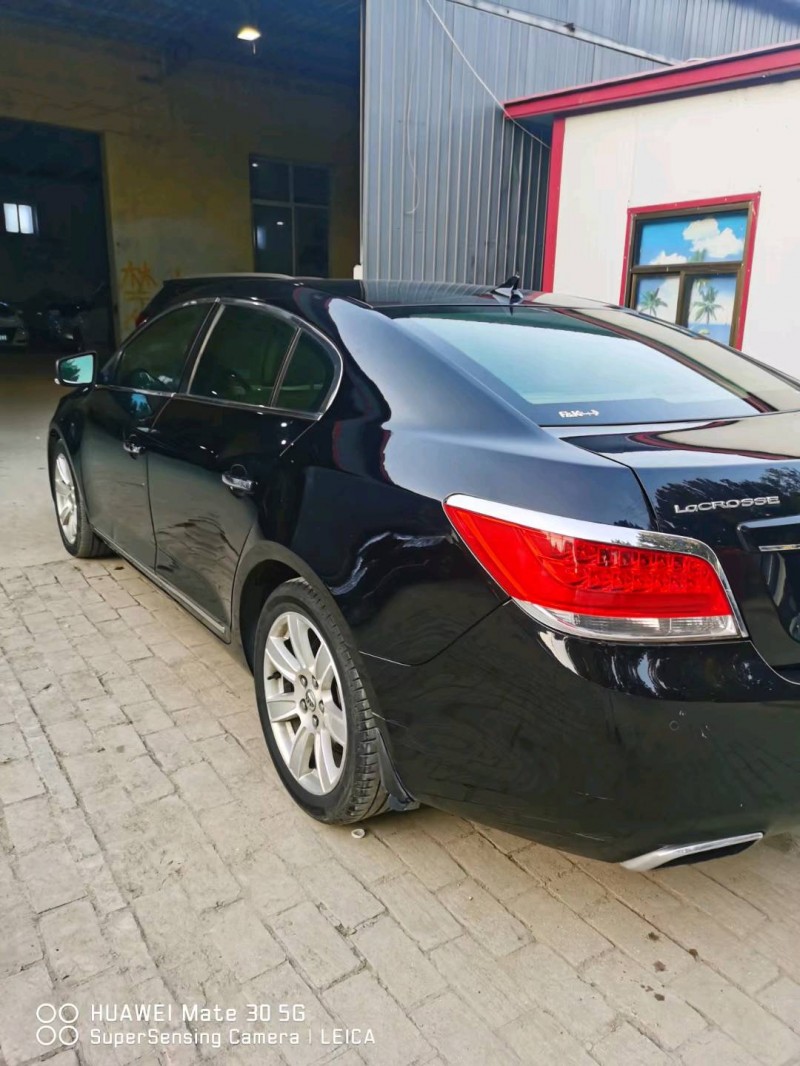 保定11年别克君越8