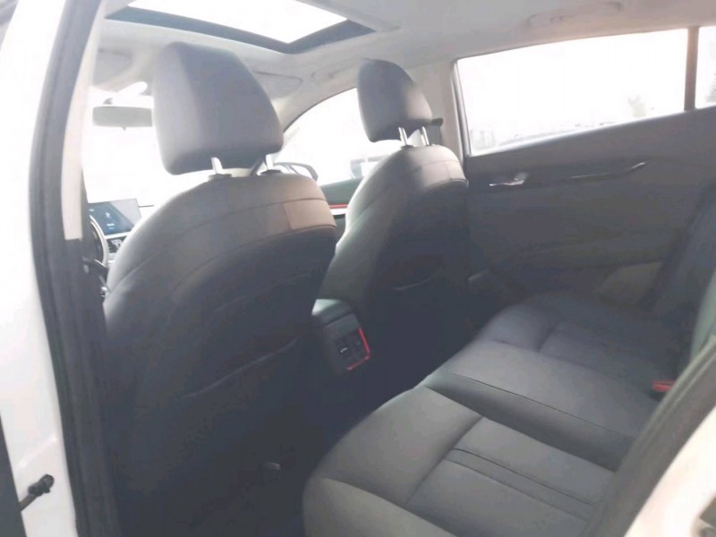 保定21年东风奕炫8