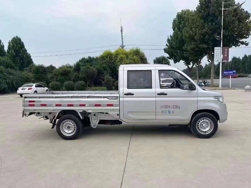 安陽21年五菱汽車之光小卡5