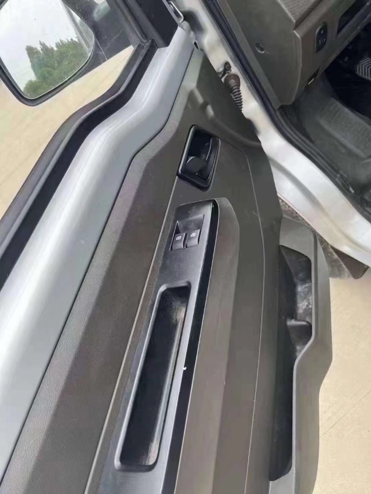 安陽21年五菱汽車之光小卡2