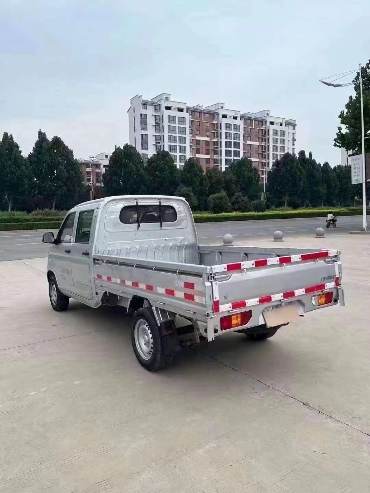 安陽21年五菱汽車之光小卡1